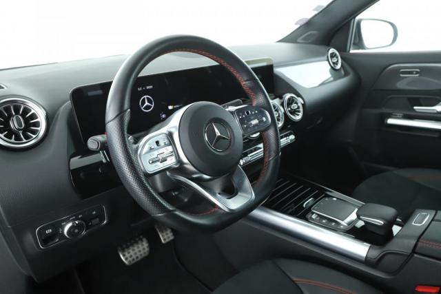 Mercedes Benz Gla image 7