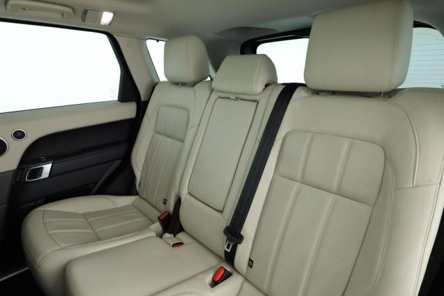 Land Rover Range Rover Sport image 5