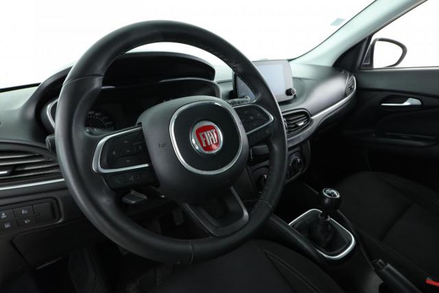 Fiat Tipo image 8