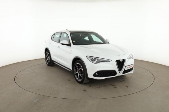 Alfa Romeo Stelvio image 4