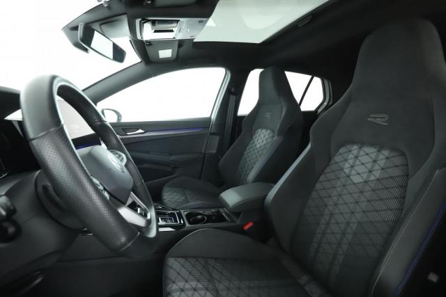 Volkswagen Golf image 6