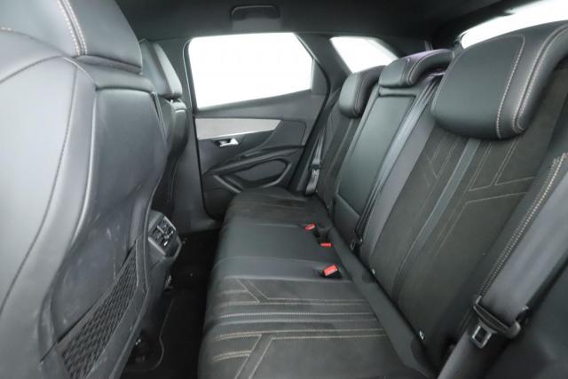 Peugeot 3008 image 8