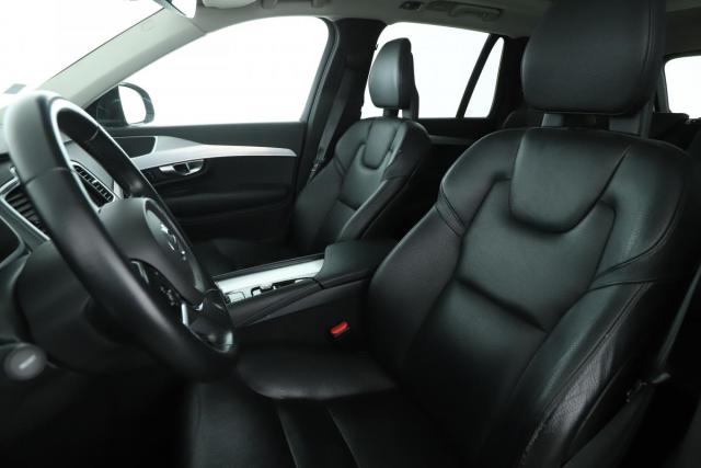 Volvo Xc90 image 1