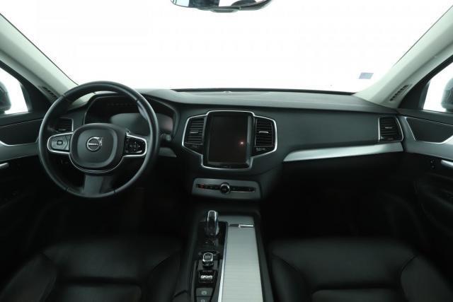 Volvo Xc90 image 8