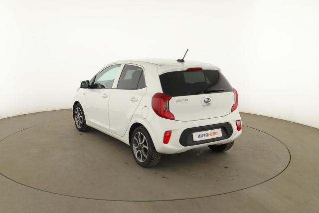 Kia Picanto image 5