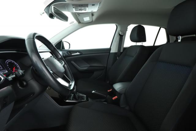 Volkswagen T-Cross image 4