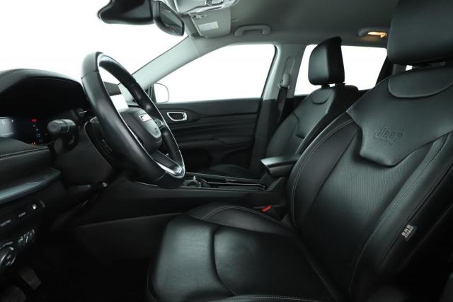 Jeep Compass image 2