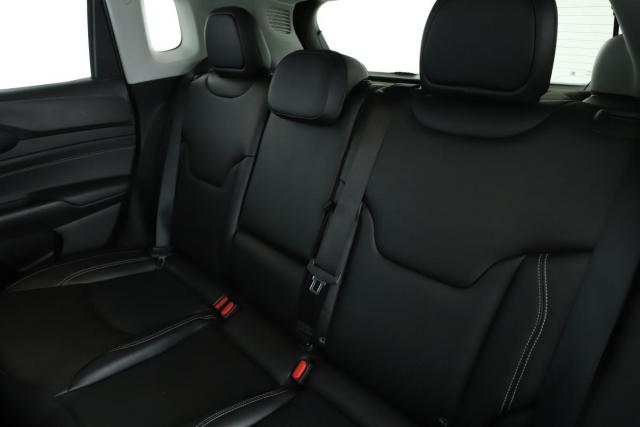 Jeep Compass image 6