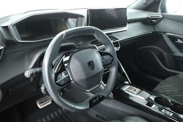 Peugeot 2008 image 9