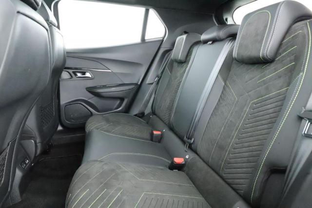 Peugeot 2008 image 1