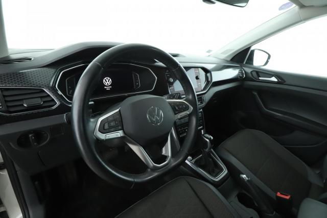 Volkswagen T-Cross image 3
