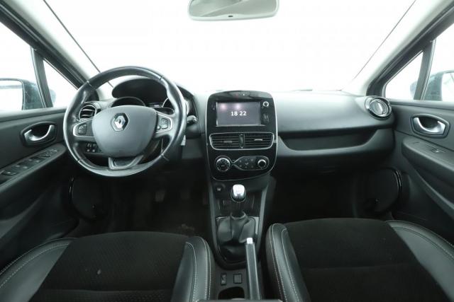 Renault Clio Estate image 9