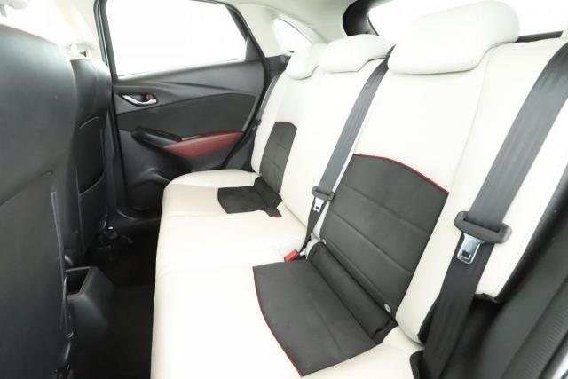 Mazda Cx-3 image 3