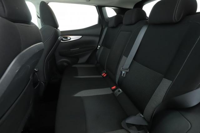 Nissan Qashqai image 9