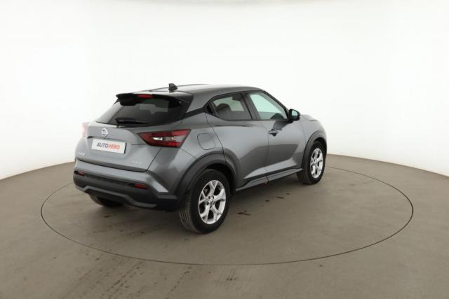 Nissan Juke image 8