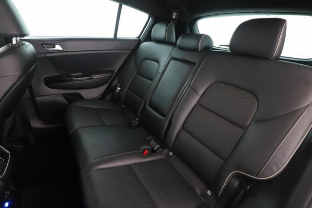 Kia Sportage image 7
