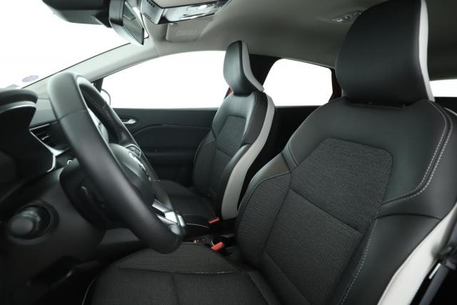 Renault Captur image 1