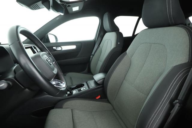 Volvo Xc40 image 4