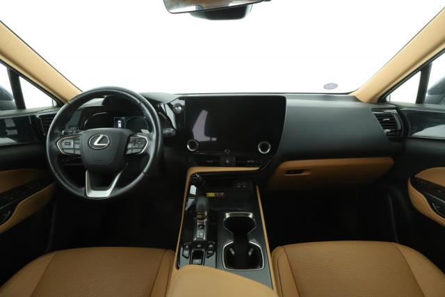 Lexus Nx image 8