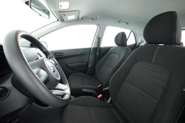 Kia Picanto image 2