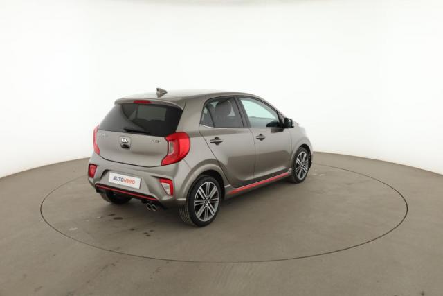 Kia Picanto image 5