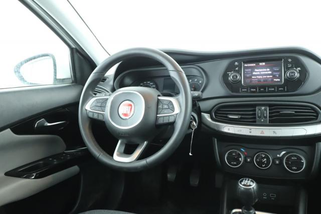 Fiat Tipo image 4