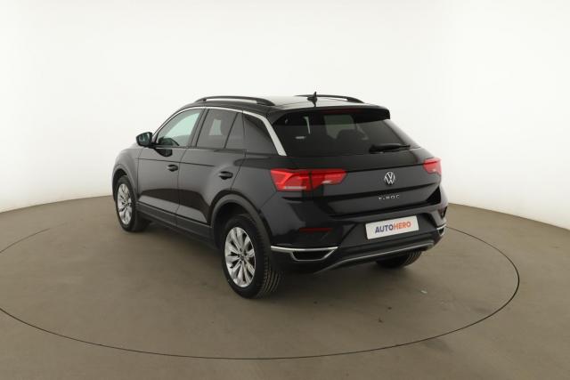 Volkswagen T-Roc image 2