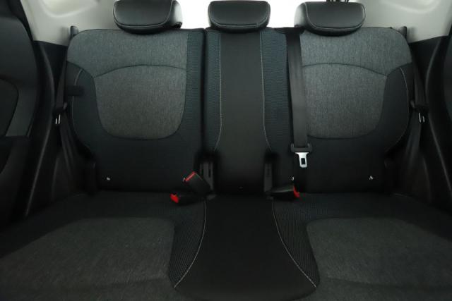 Renault Captur image 9