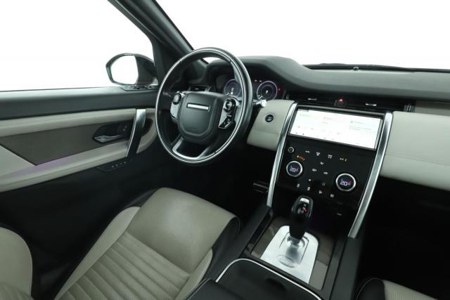 Land Rover Discovery Sport image 5