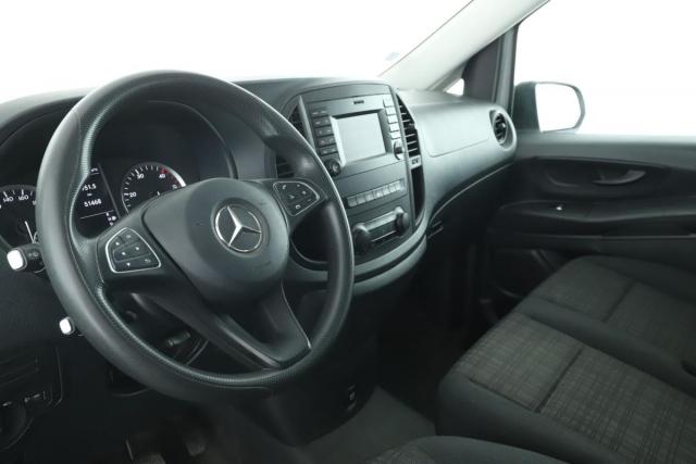 Mercedes Benz Vito image 9