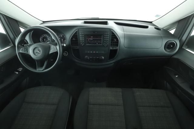 Mercedes Benz Vito image 3