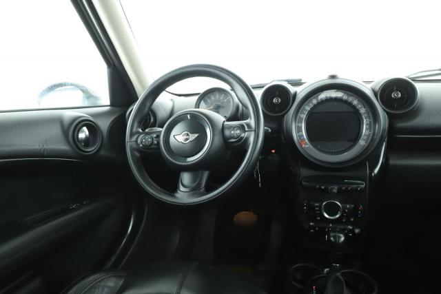 Mini Countryman image 2