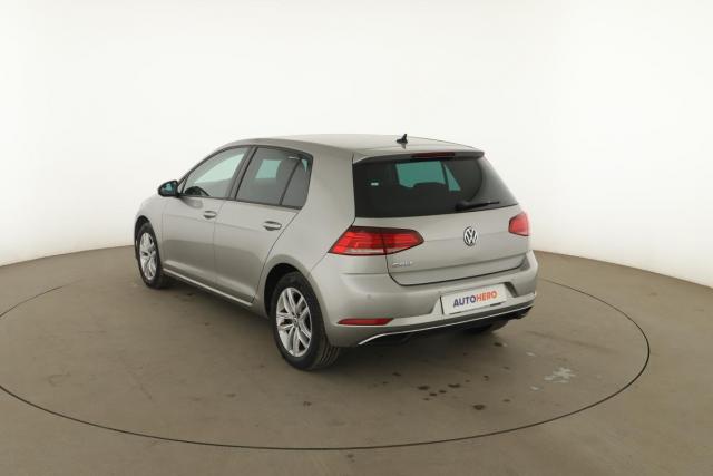 Volkswagen Golf image 7