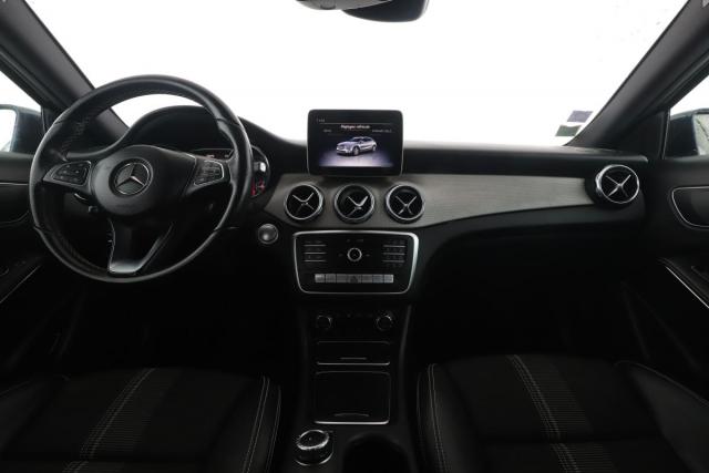 Mercedes Benz Gla image 7
