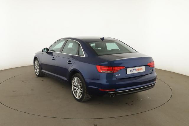 Audi A4 image 2