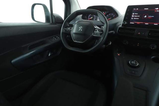 Peugeot Rifter image 9