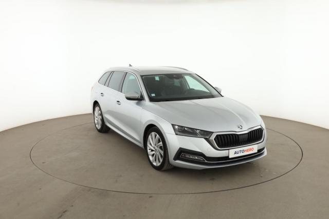 Skoda Octavia image 2
