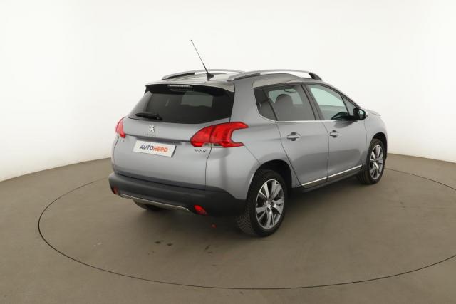 Peugeot 2008 image 7