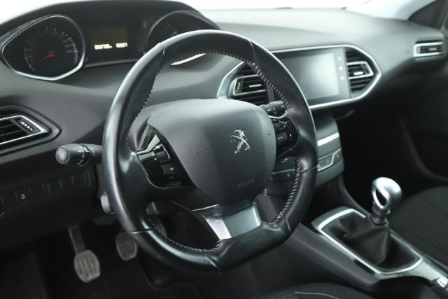 Peugeot 308 image 4