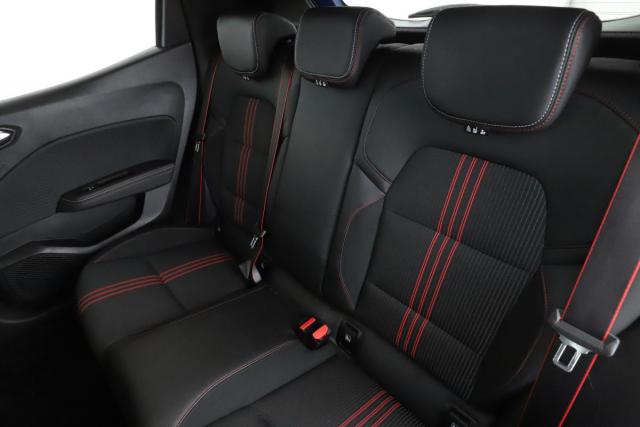 Renault Clio image 6