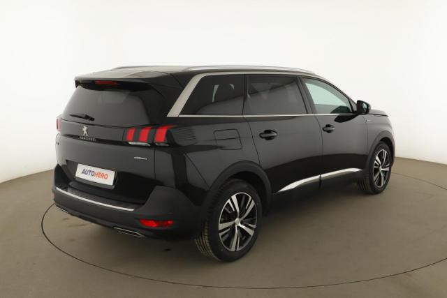 Peugeot 5008 image 4