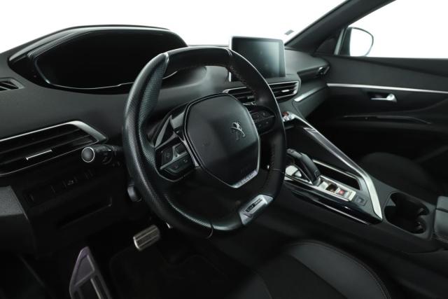 Peugeot 5008 image 3