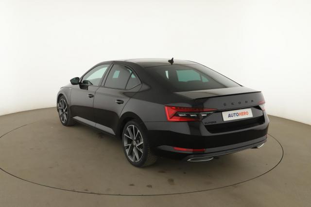 Skoda Superb image 2