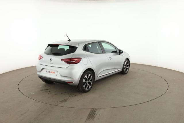 Renault Clio image 8