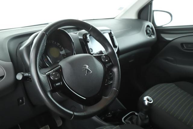 Peugeot 108 image 3
