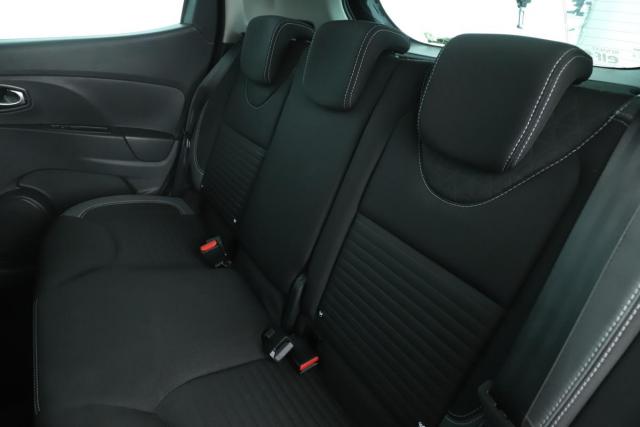 Renault Clio image 9