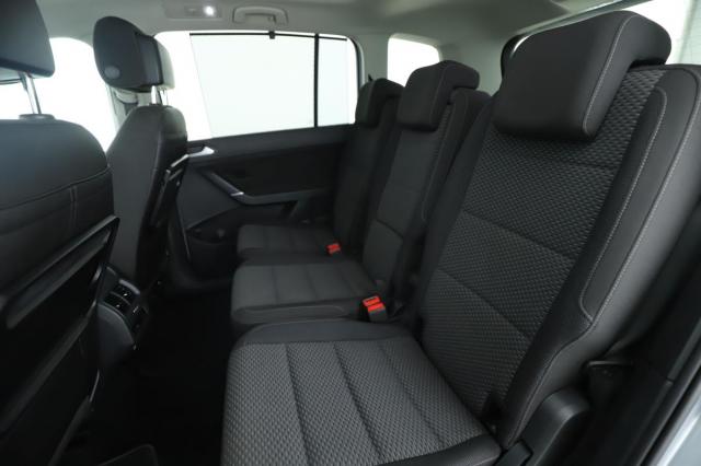 Volkswagen Touran image 1