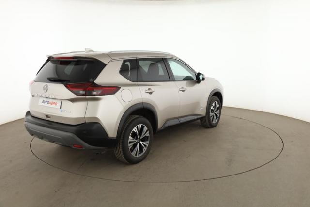 Nissan X-Trail image 2