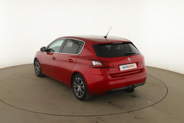 Peugeot 308 image 1