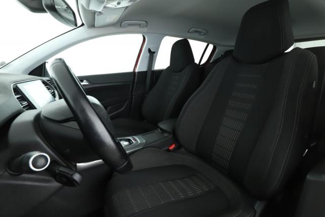 Peugeot 308 image 8